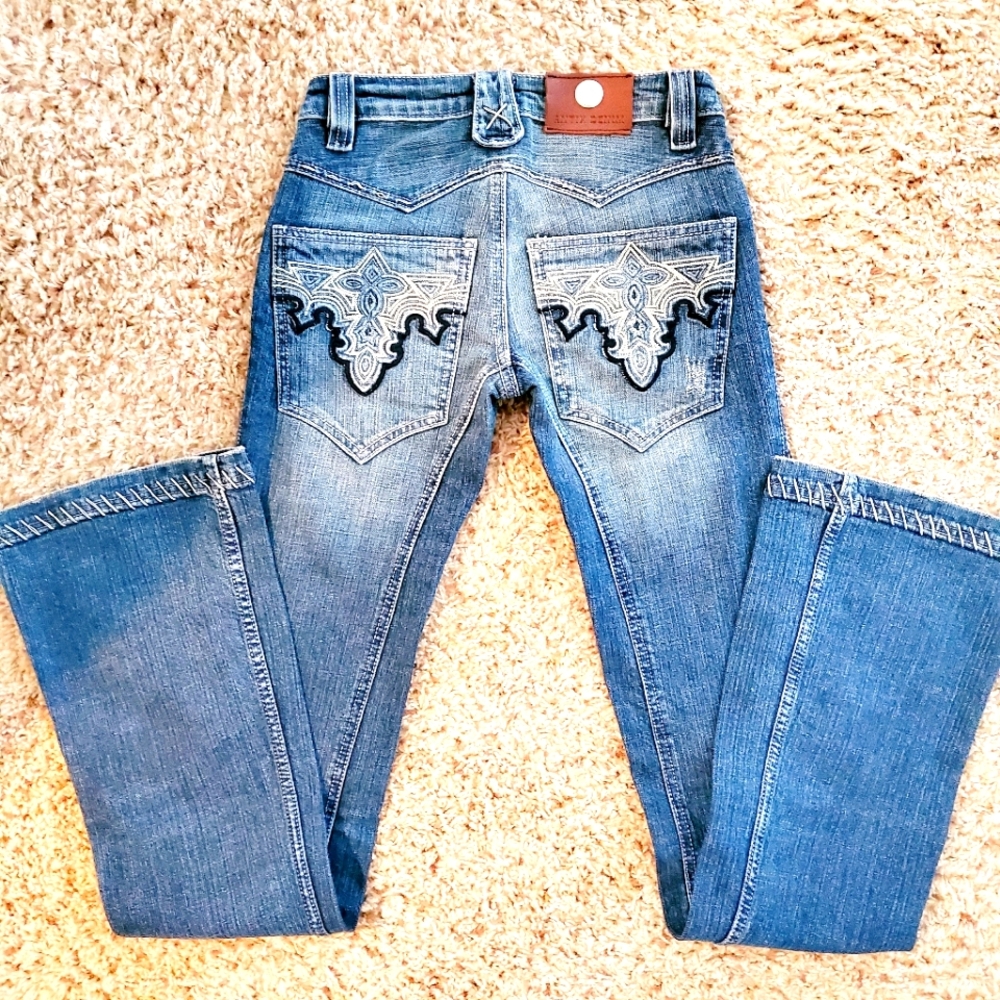 Antik Denim | Medium Wash Bootleg Jean | S…